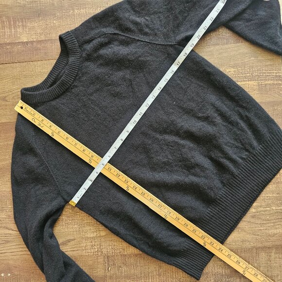 Everlane Cashmere/Wool Crewneck Longsleeve Sweater, M, Black - Picture 1 of 5